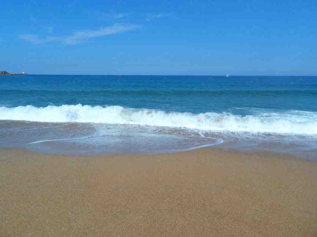 Quelle est la différence entre la plage et la mer ?