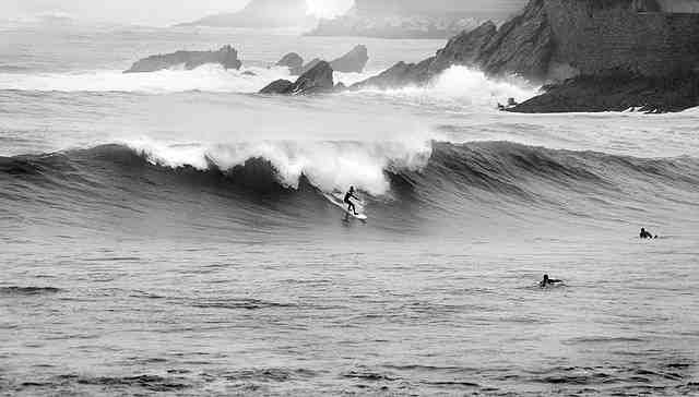 Où faire du surf dans le Pays Basque ?