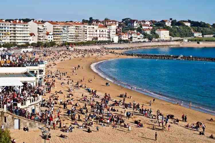 Où se garer gratuitement à Biarritz ?