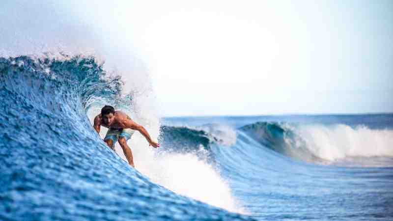 Quelle taille de vague pour surfer ?