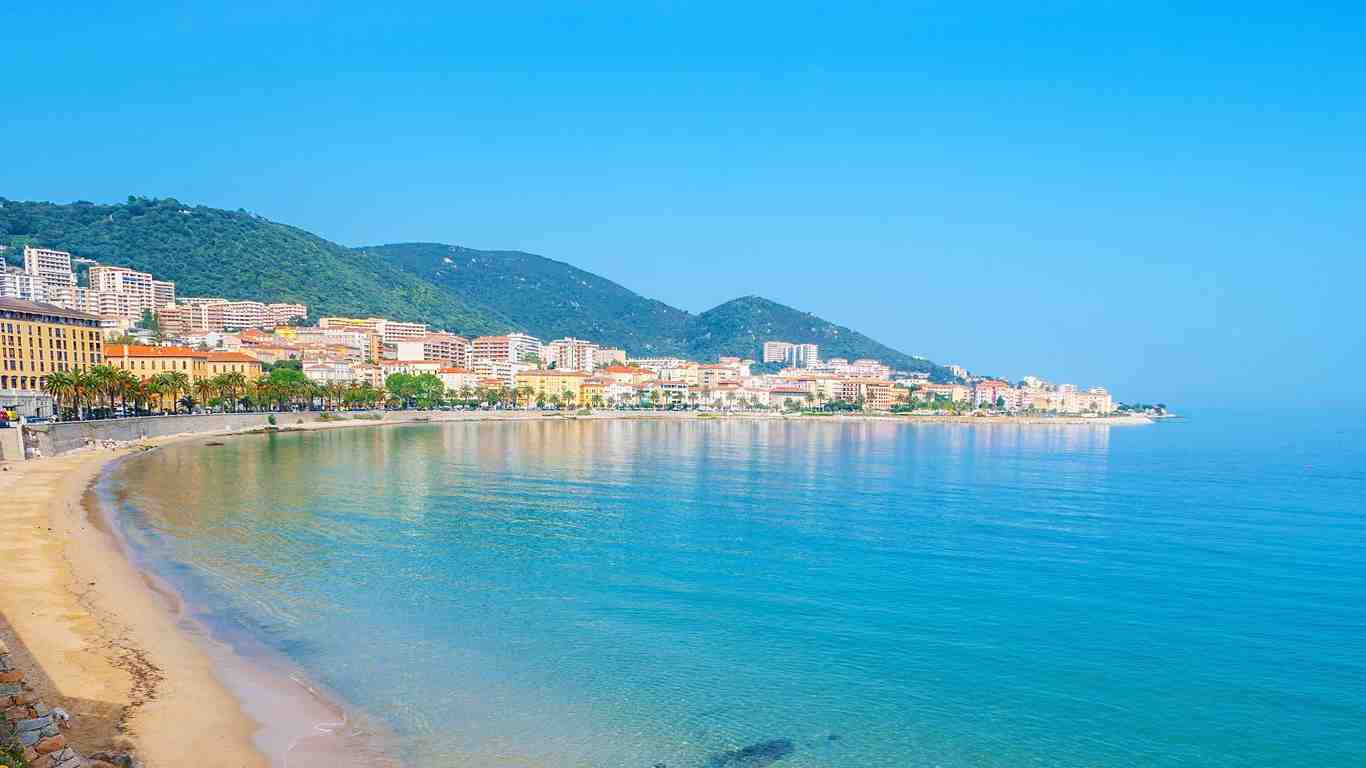 Quel est la plus belle plage de la Corse ?